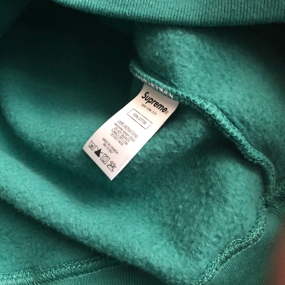 Supreme Crewneck - Picture 3 of 4